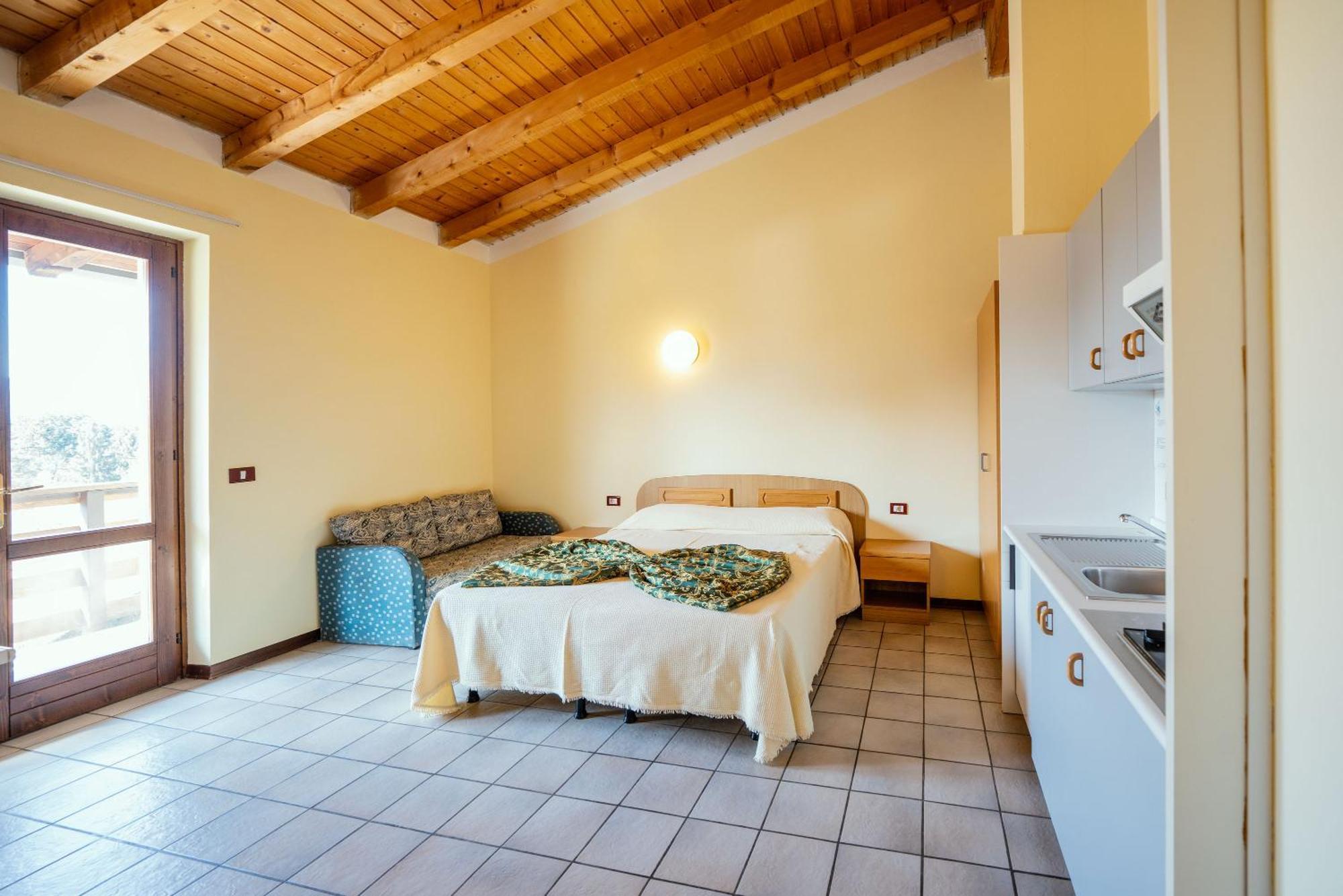 Hotel Residence Campi Tremosine Quarto foto